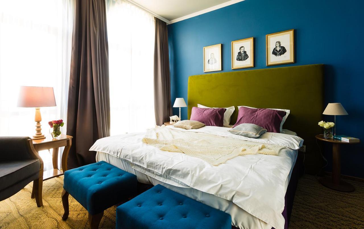 Country Spa Retreat Snagov Exteriér fotografie A bedroom