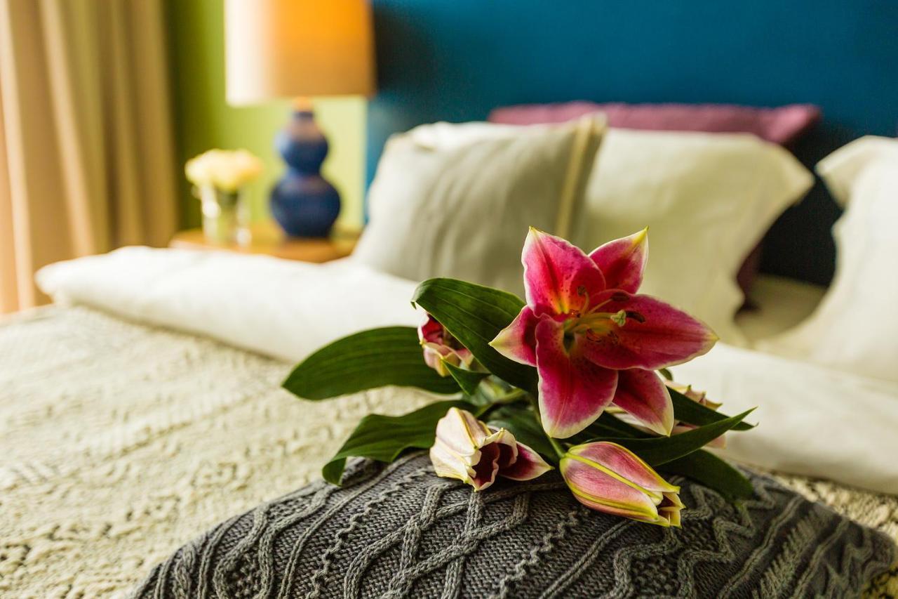 Country Spa Retreat Snagov Exteriér fotografie A bouquet of flowers