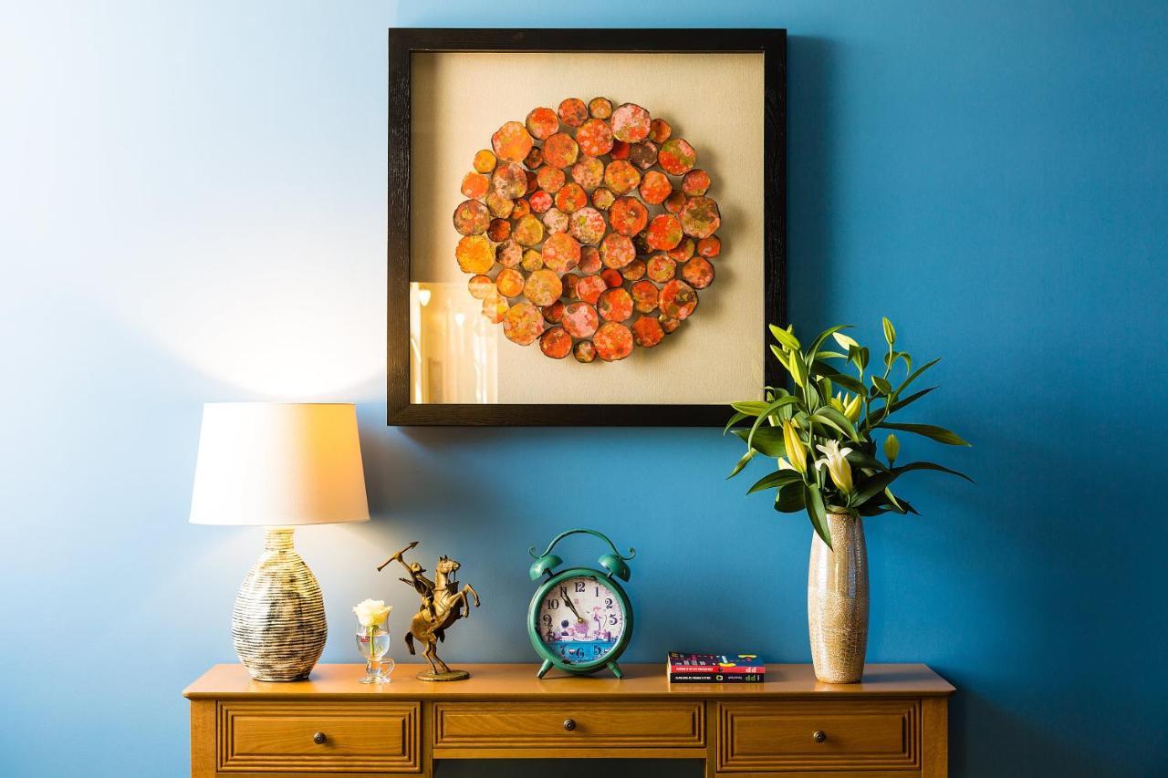 Country Spa Retreat Snagov Exteriér fotografie A framed work of art on a wall